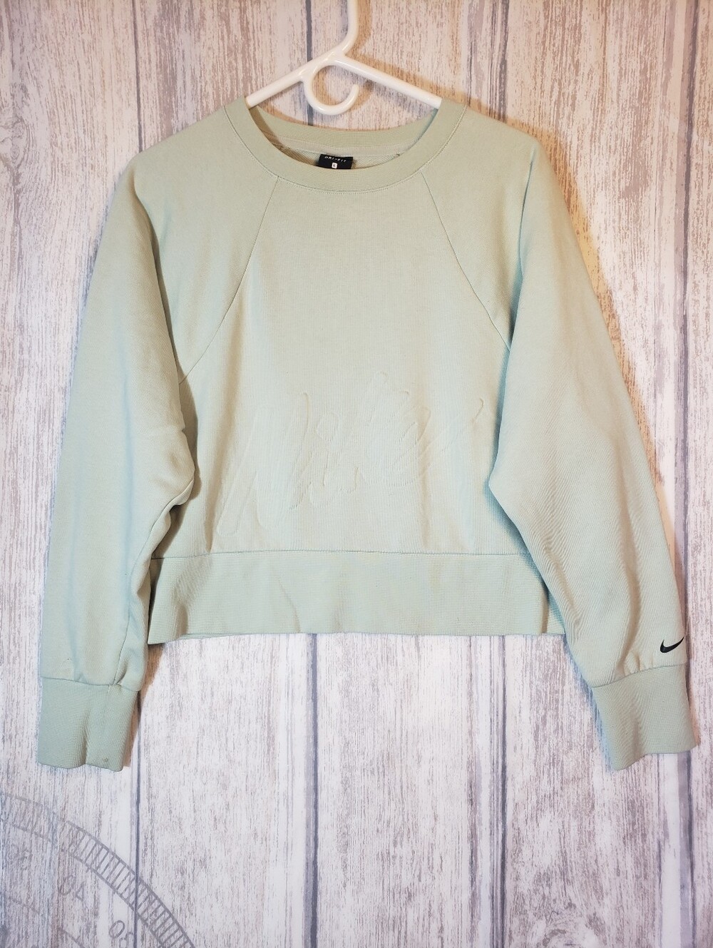 Nike Dri-FIT Women's Versa Crop Sweatshirt Tone-on-Tone Logo Size Large